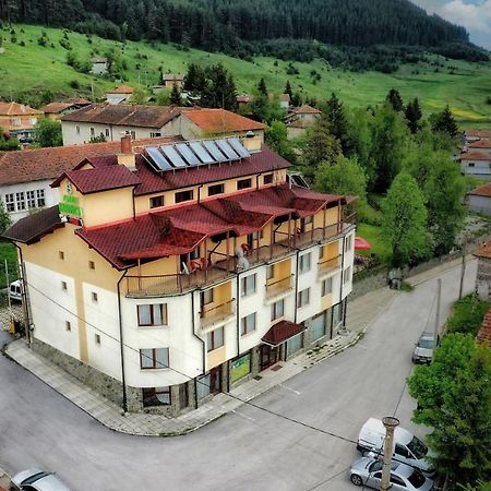 Boryka Family Hotel Asikoria Экстерьер фото