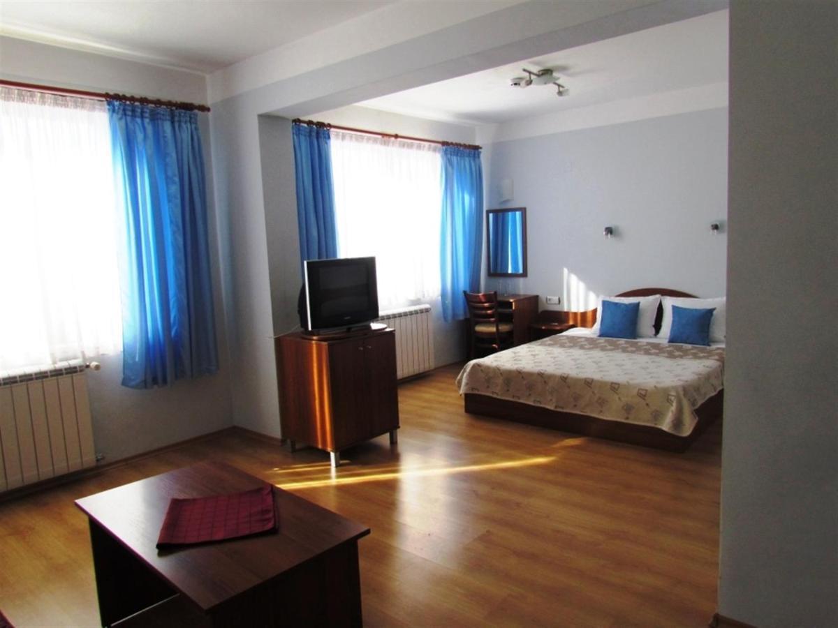Boryka Family Hotel Asikoria Экстерьер фото